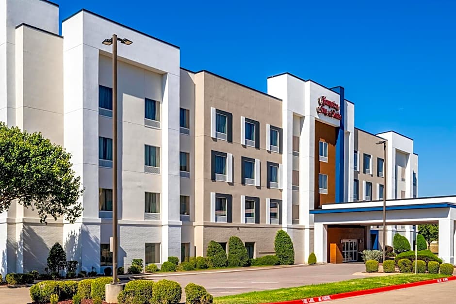 Hampton Inn By Hilton & Suites Waxahachie