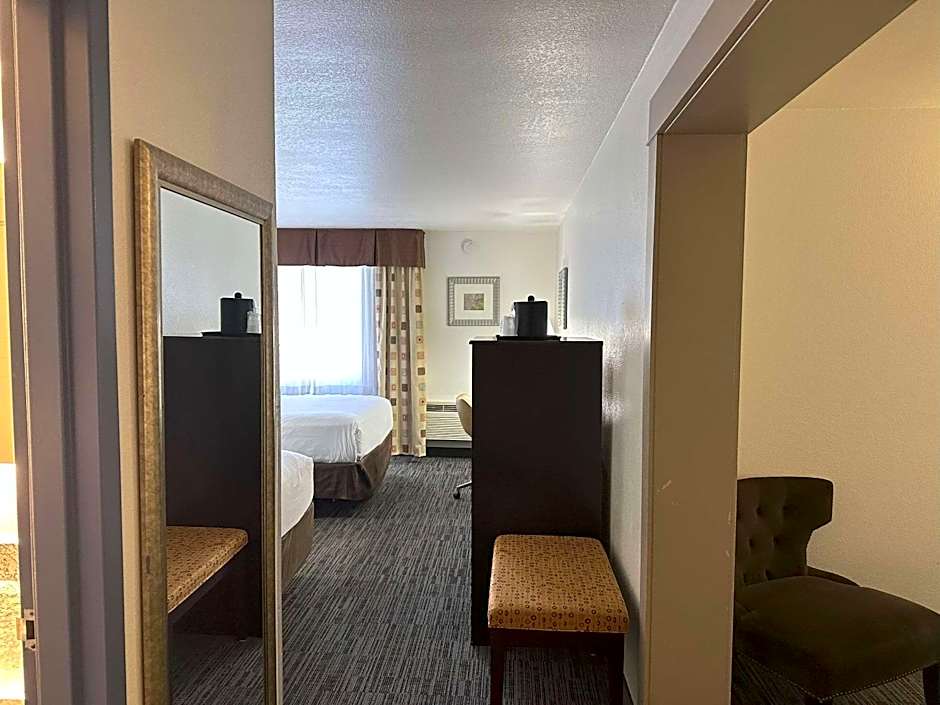Quality Inn & Suites Everett