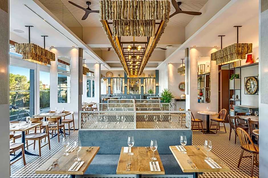 Pestana Delfim Beach & Golf Hotel