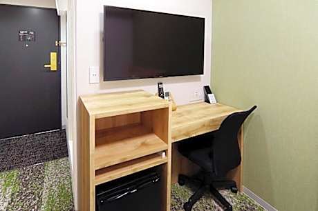 Double Room with Small Double Bed - Non-Smoking