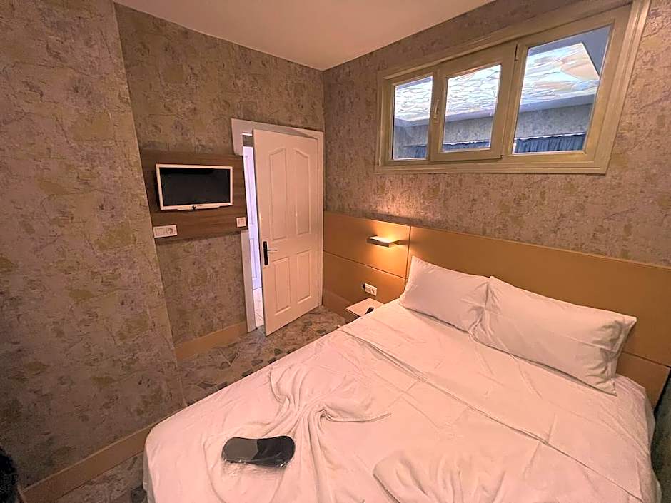 DNZ TAXIM FERIDIYE HoTEL