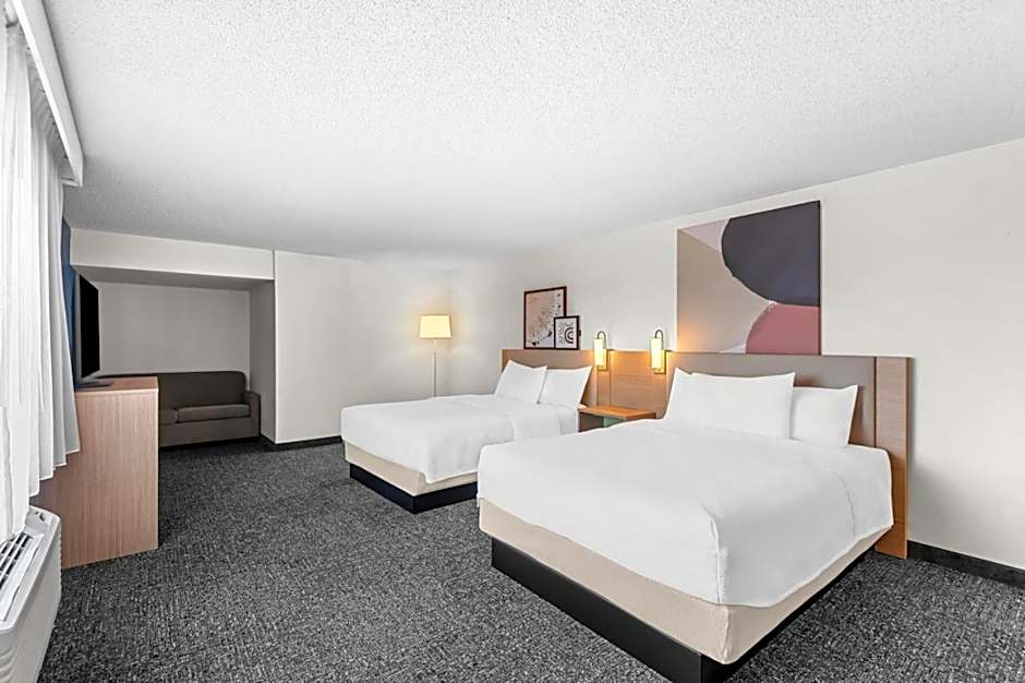Spark by Hilton Cedar Falls