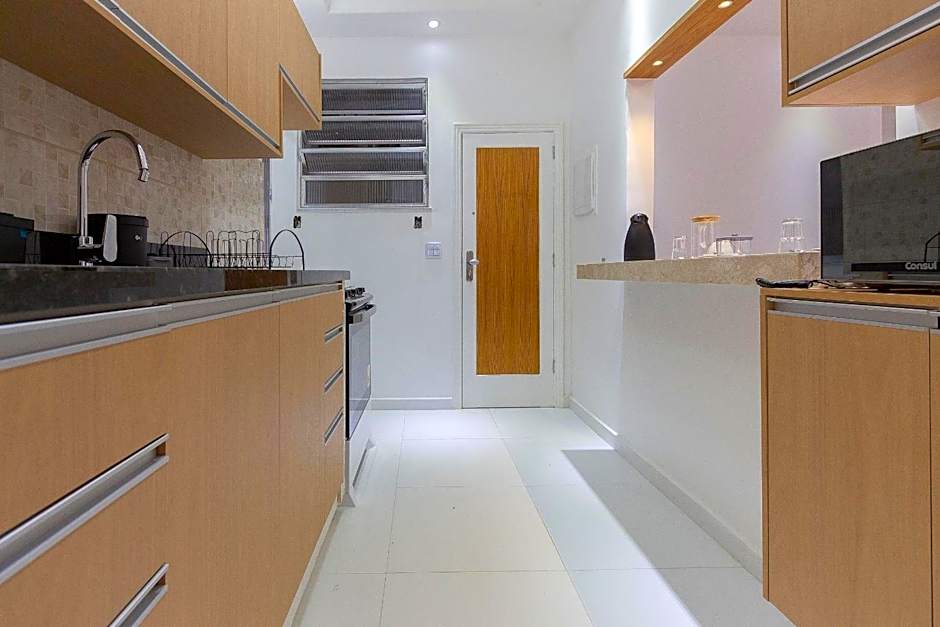 Paradise Found: Copacabana and Comfort United!