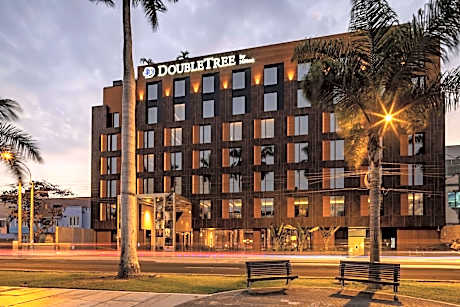 DoubleTree by Hilton Lima San Isidro