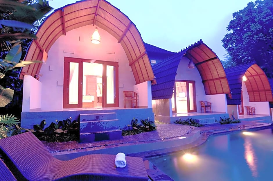 Uma Manyar Sunset Villa