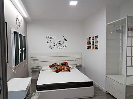 Triple Room with Private Bathroom