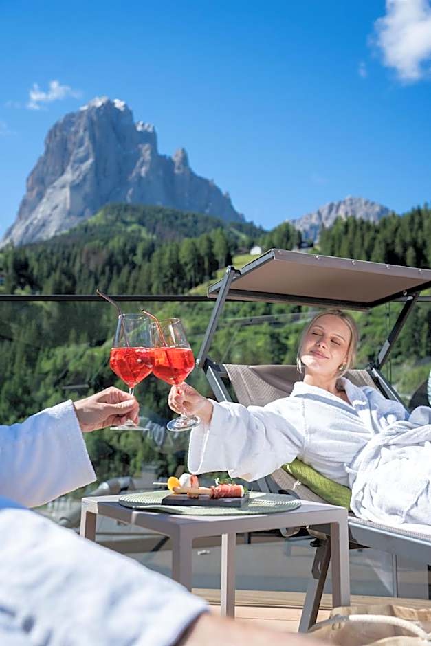 Hotel Touring Dolomites