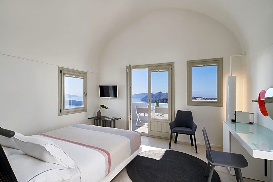 Alti Santorini Suites - Caldera View