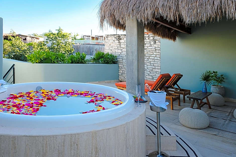 Kimpton Aluna Tulum By IHG