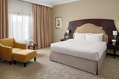 One-Bedroom King Suite - Non-Smoking