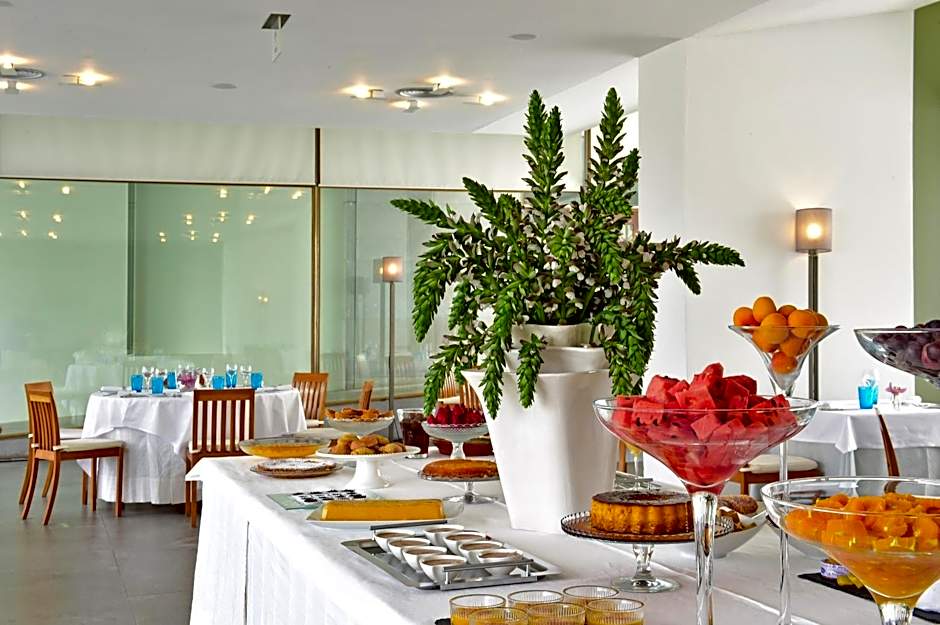 Pousada Convento de Arraiolos - Historic Hotel