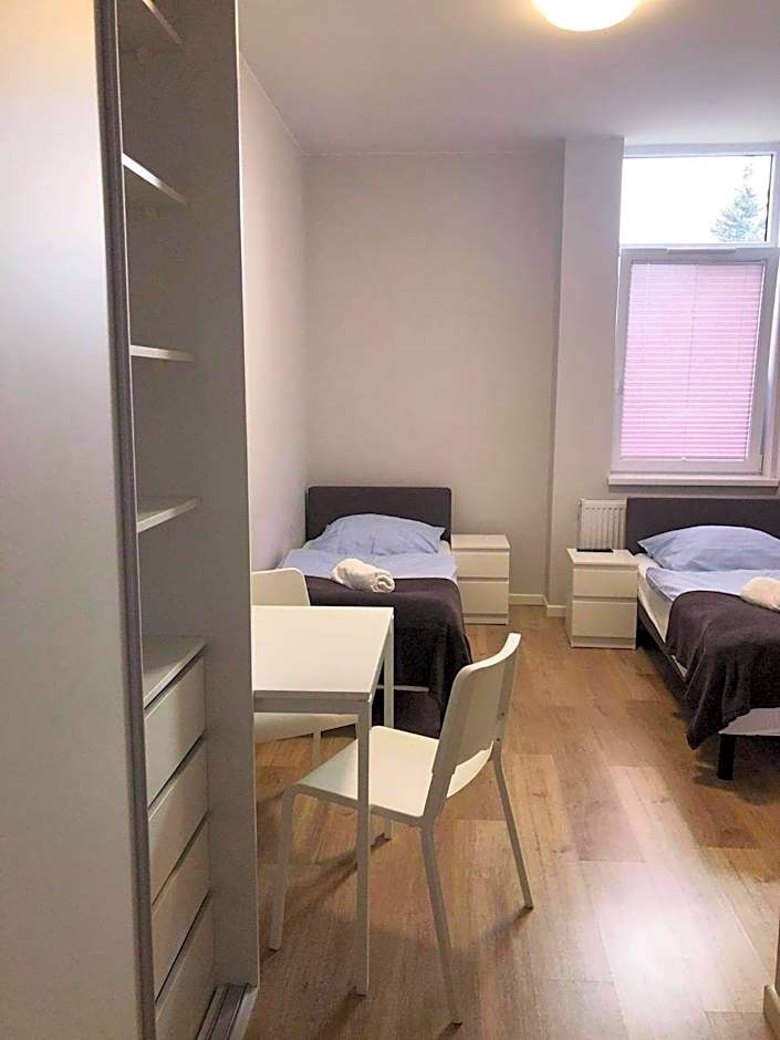 Hostelik Przy Przystanku