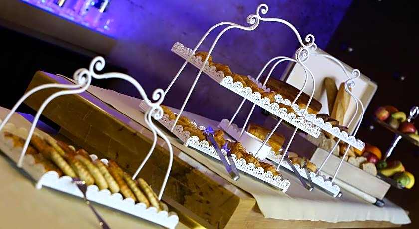 Jounieh Suites