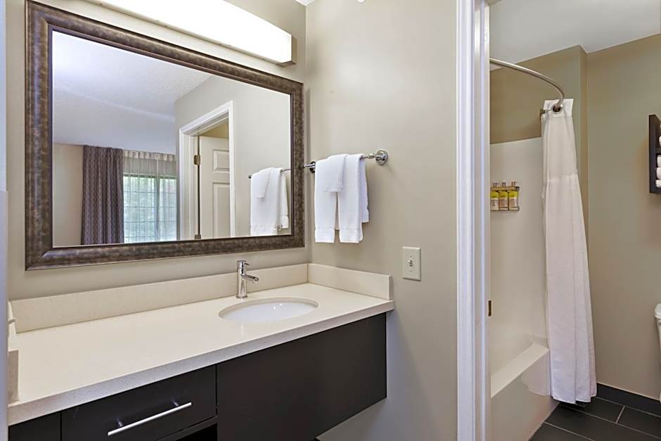 Staybridge Suites Detroit-Utica By IHG
