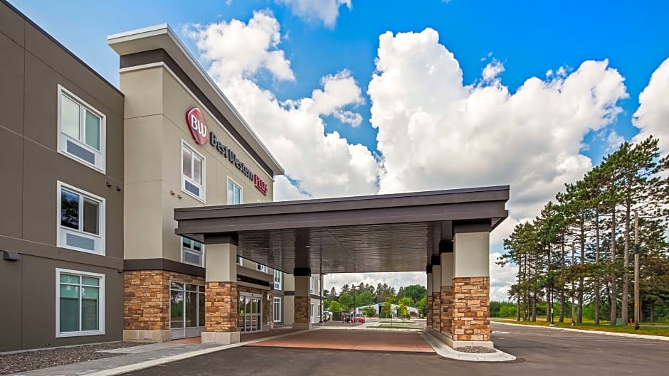 Best Western Plus Isanti