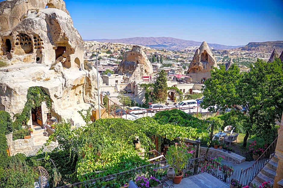 Amber Cave Suites