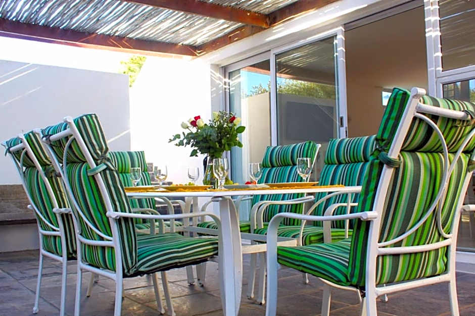 7th Wonder Beach Guest House