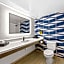 Best Western Plus Lower South End