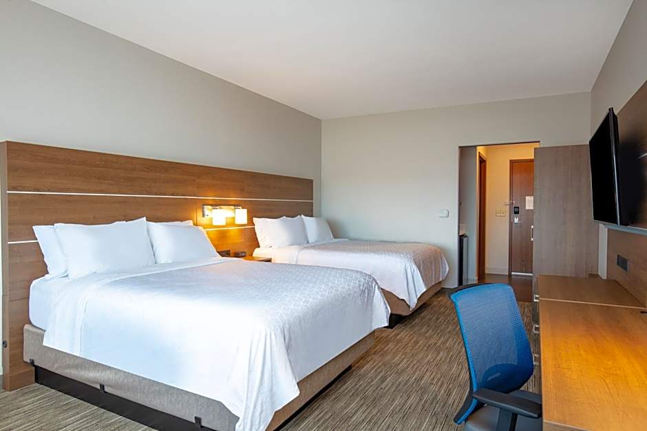 Holiday Inn Express And Suites Beloit By IHG