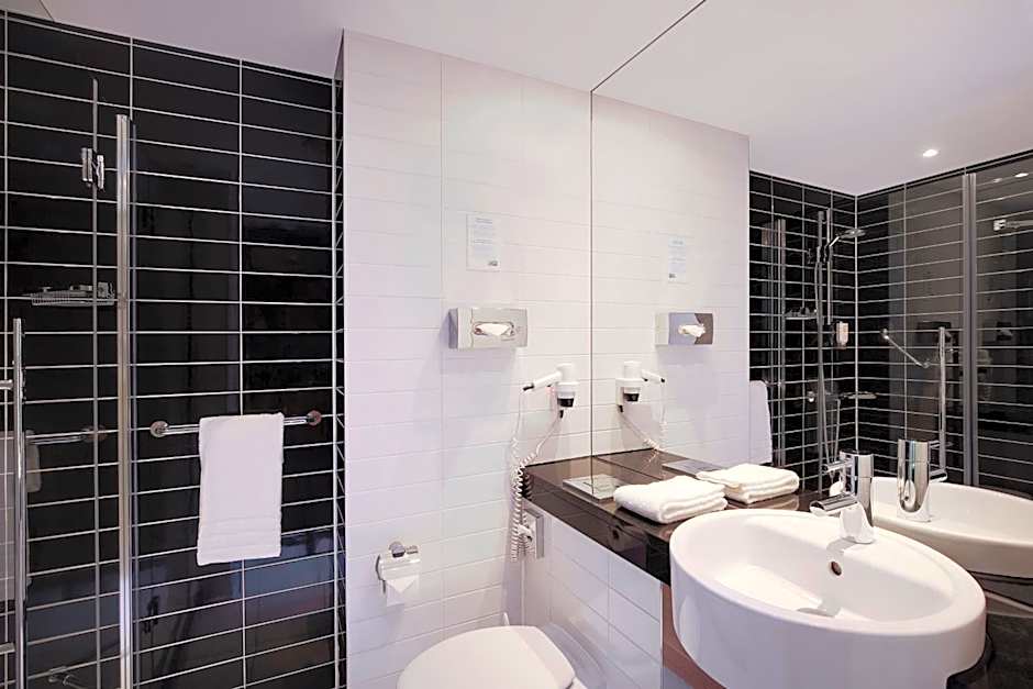 Holiday Inn Express Bremen Airport By IHG