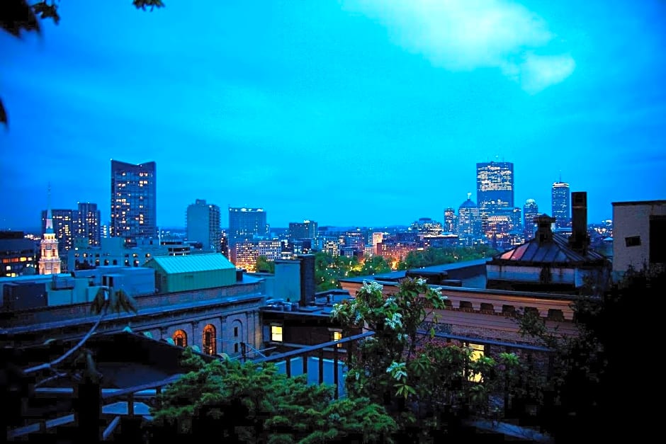 Fifteen Beacon Hotel