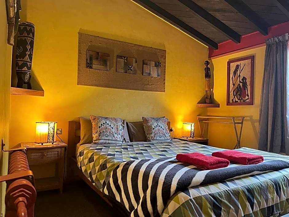 Global Village Travellers Lodge