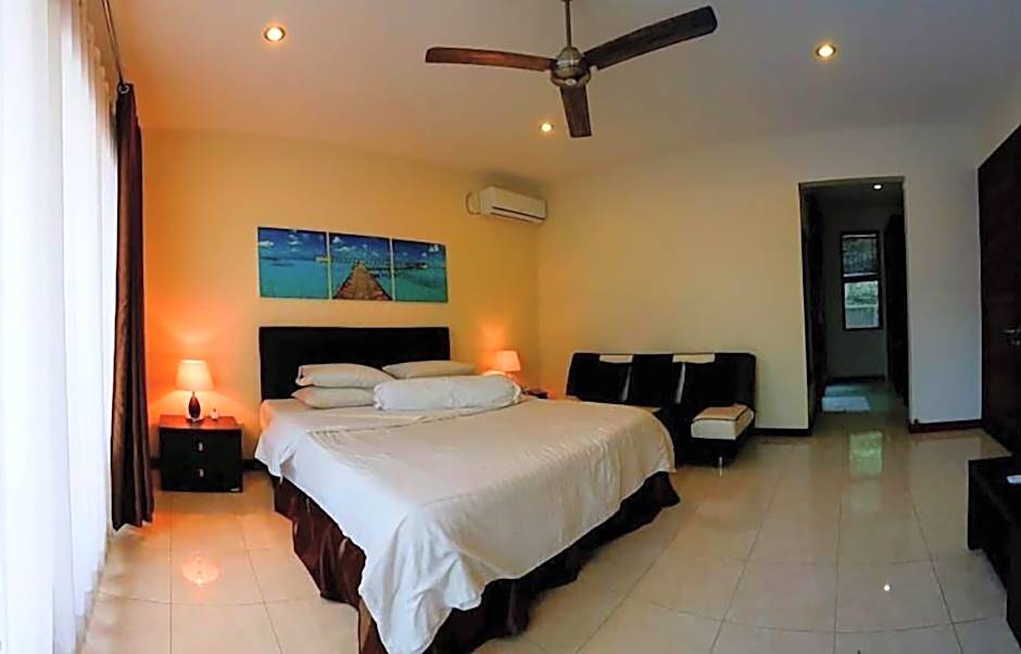 Nipah Pool Villas and Restaurant