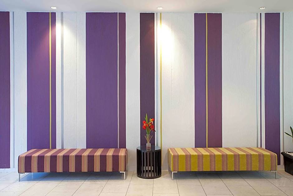 The Quadrant Hotel & Suites