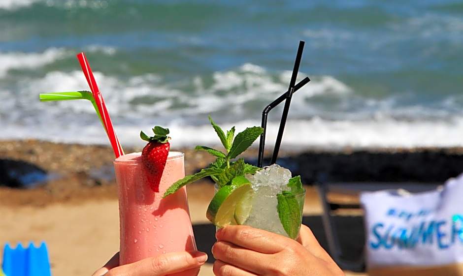 Dedalos Beach Hotel