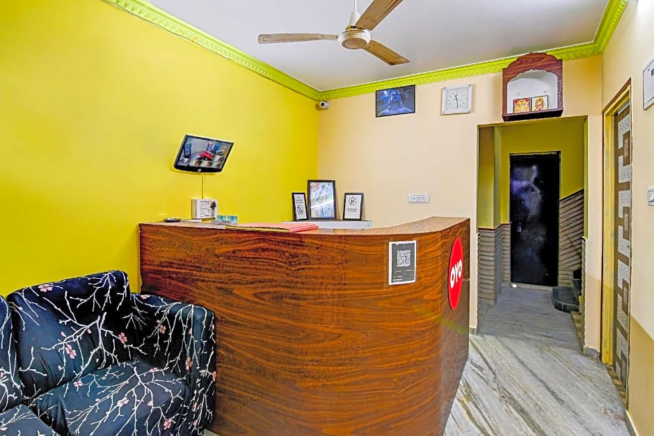 Super OYO 817371 OYO 84509 Hotel Shree Near Akankha More
