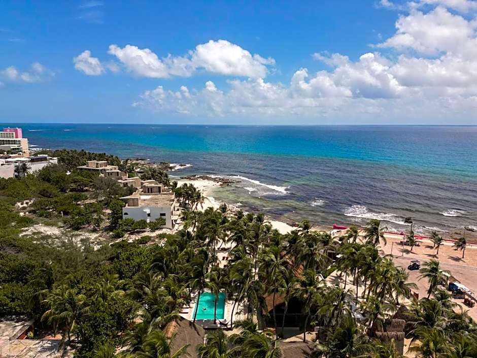 Nílu Isla Mujeres by Selina