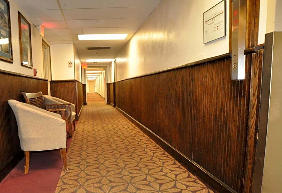 Monarch Mountain Lodge