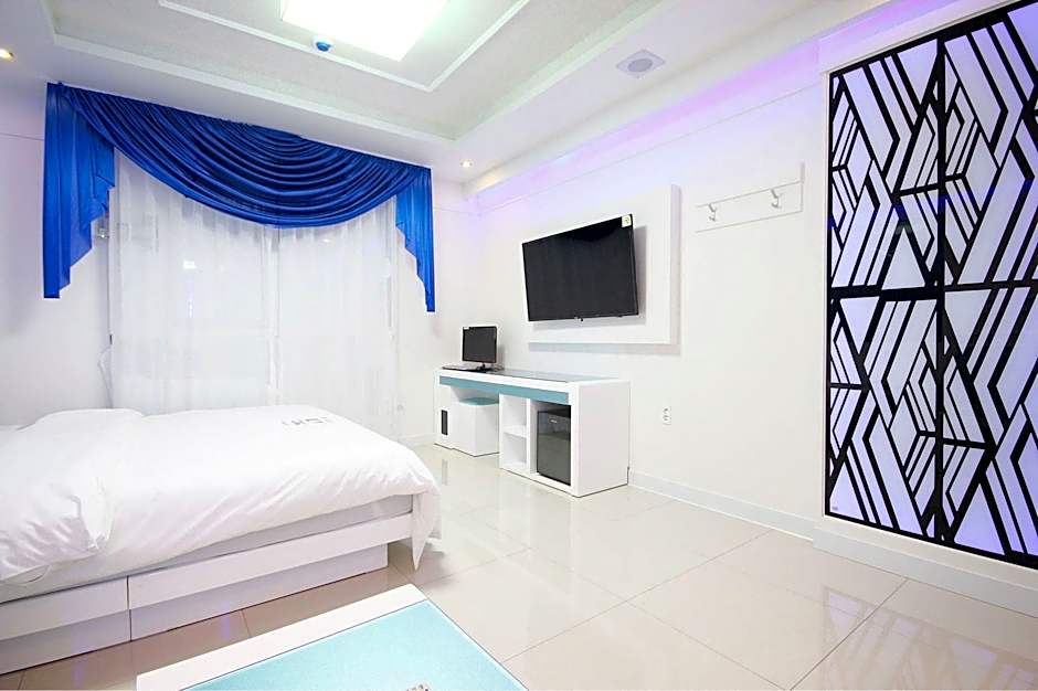 Dom Hotel