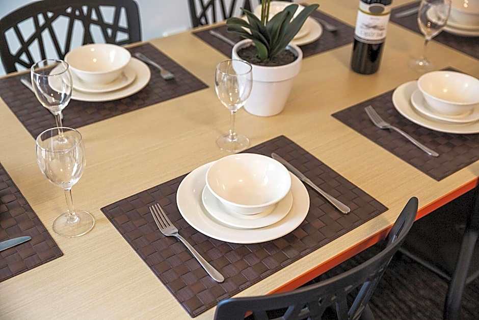 Nightcap at Waltzing Matilda Hotel