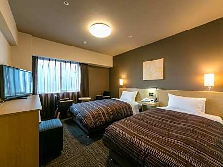 Twin Room - Non-Smoking - Main Building