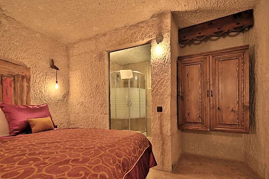 The Owl Cave Hotel