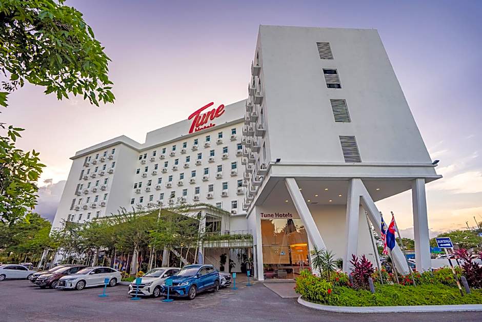 Photo 1 of 49 of Tune Hotel - Danga Bay Johor