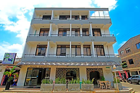 Hotel Emberá