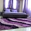 Plus 33 Hotel