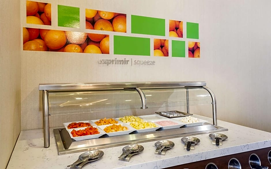 Hampton Inn by Hilton Tijuana