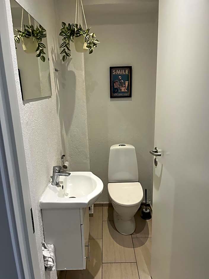 Billund mini hostel room 10 - Tæt på LEGOLAND og LEGO House