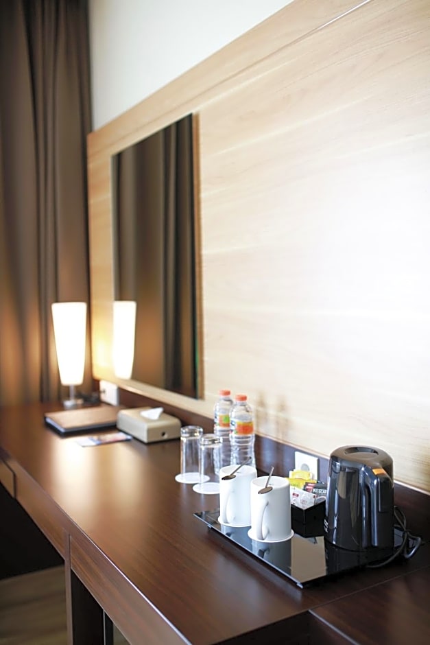 Best Western Kindai Hotel