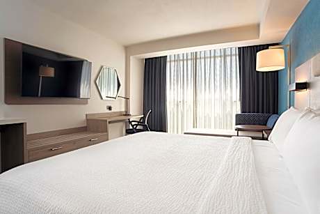 King Bed Executive Non-Smoking