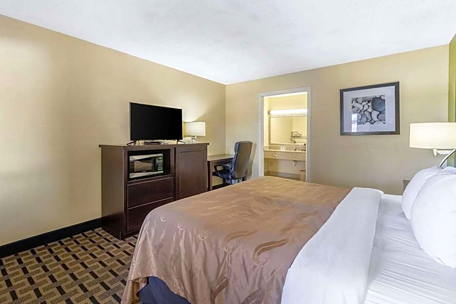 Quality Inn Franklin - Cool Springs Area