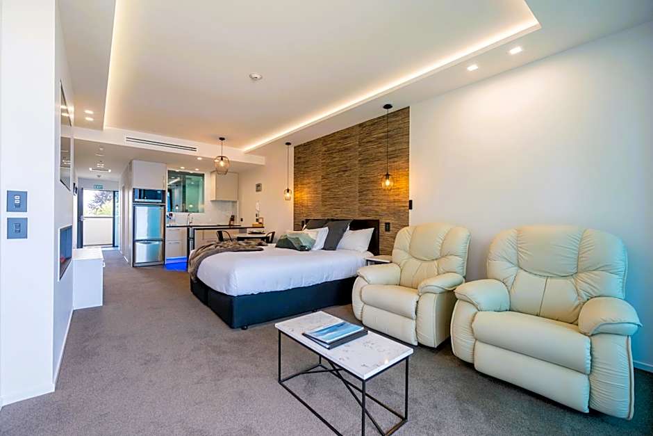 Fiordland Lakeview Motel and Apartments