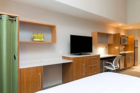 Studio Suite with Two Queen Beds - Hearing Access/Non-Smoking