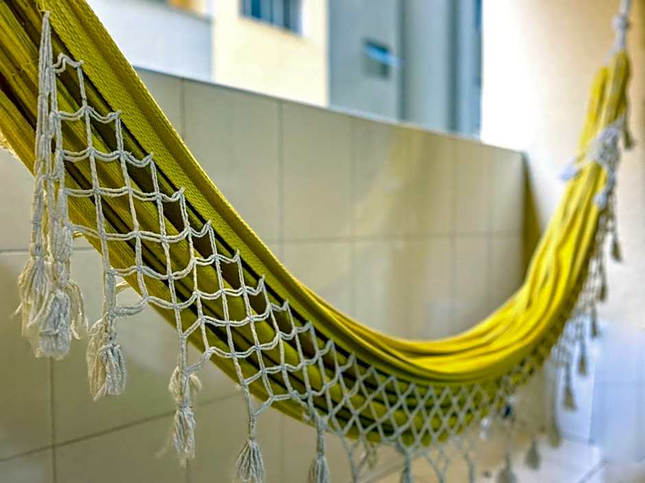 Apto a poucos metros da Praia do Gonzaguinha SP