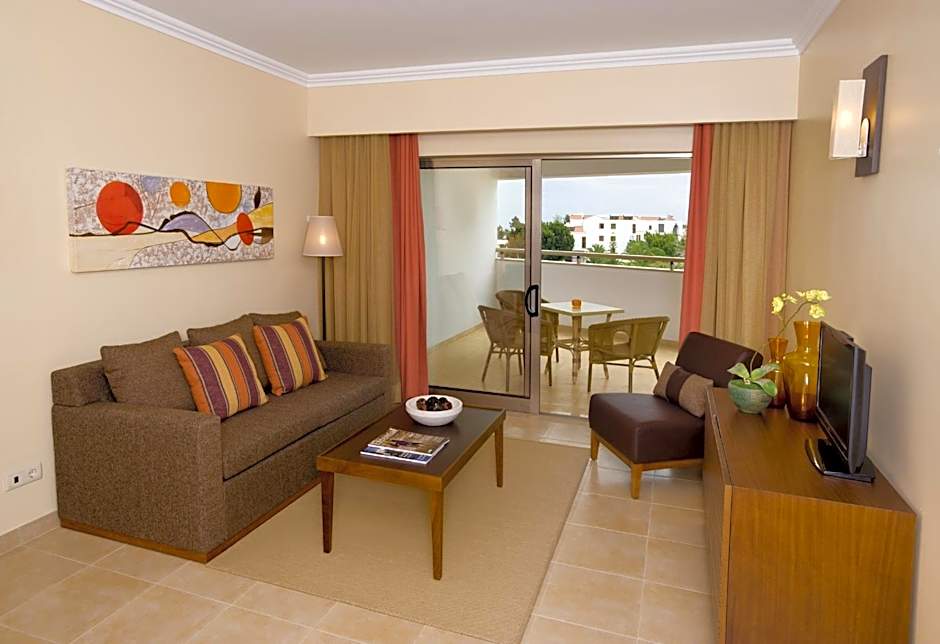 Alfagar Aparthotel