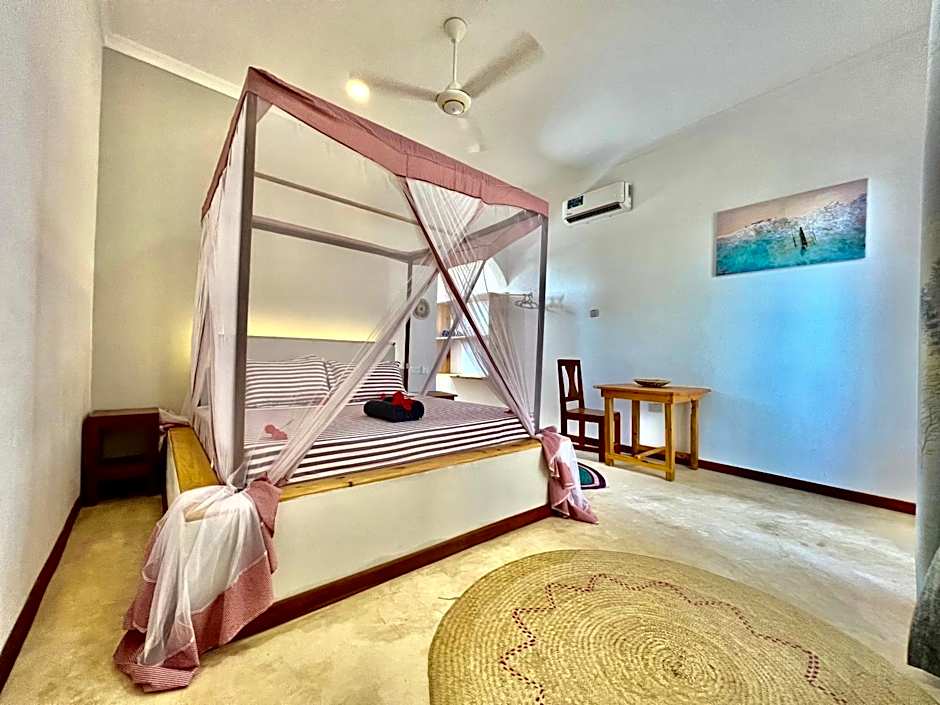 Chikachika Beach B&B