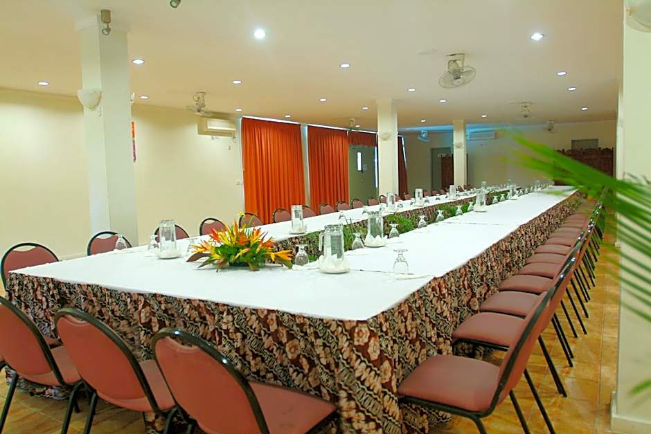 Hexagon International Hotel, Villas & Spa